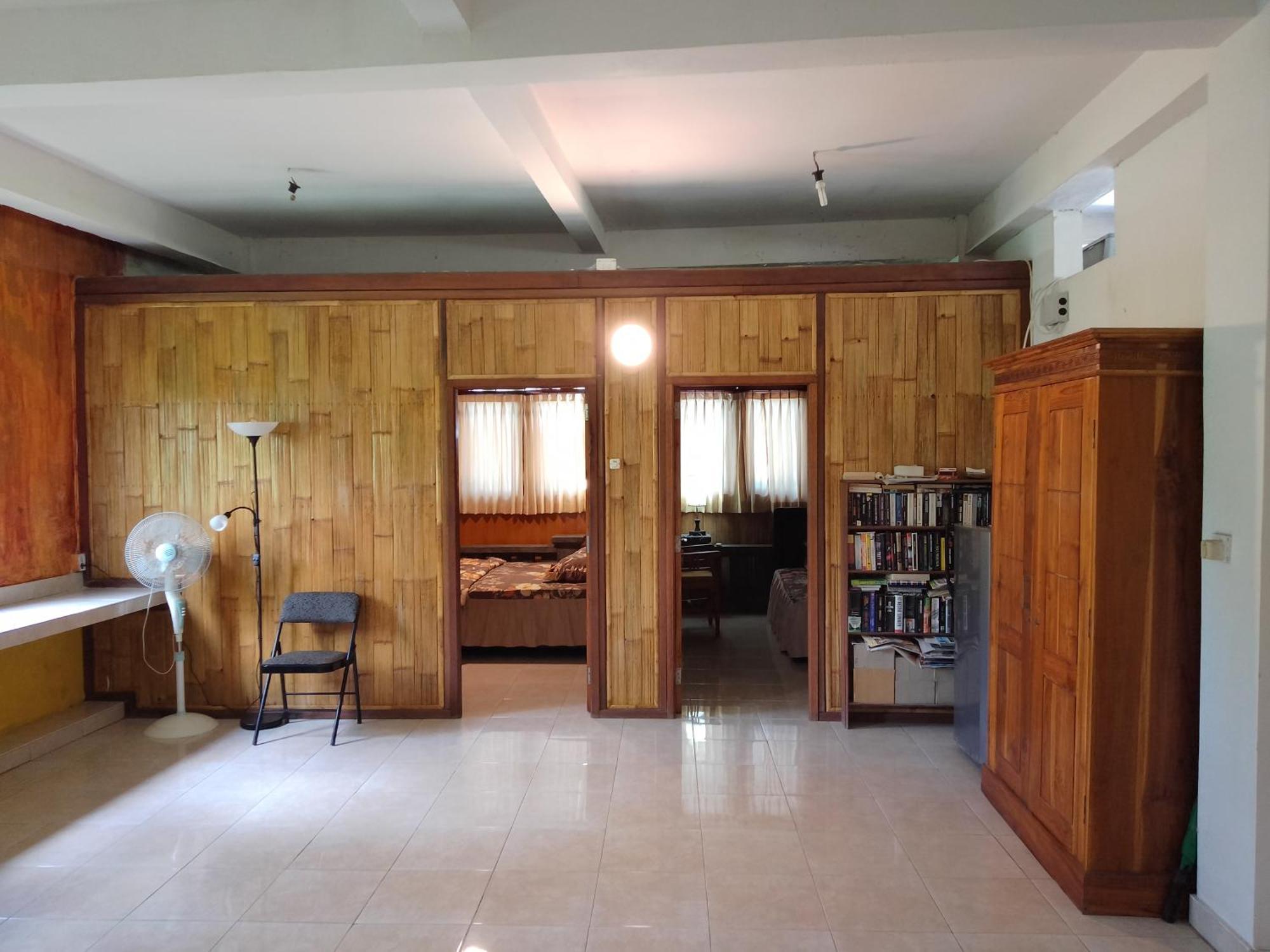 Pondok Diana Yuki Jasri Номер фото